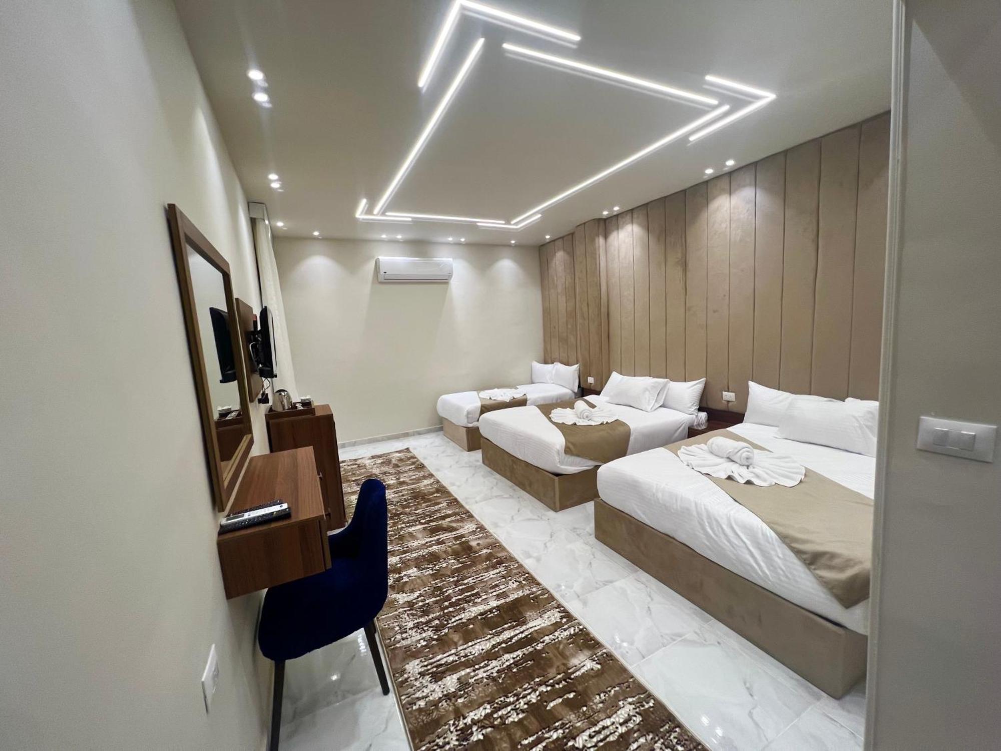 New Glamour Pyramids Hotel Kafrat al Jabal Exterior photo